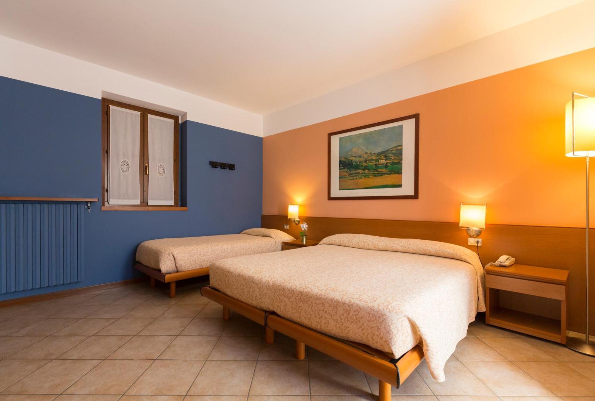 Antica Trattoria Dell'Uva Hotel มอนซา ภายนอก รูปภาพ